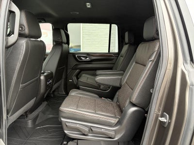 2021 Chevrolet Suburban 3.0L DURAMAX, High Country, Surround Vision, Heated & Cooled Front Seats, Head-Up Display