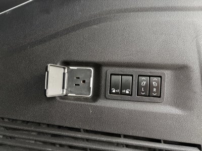 2021 Chevrolet Suburban 3.0L DURAMAX, High Country, Surround Vision, Heated & Cooled Front Seats, Head-Up Display