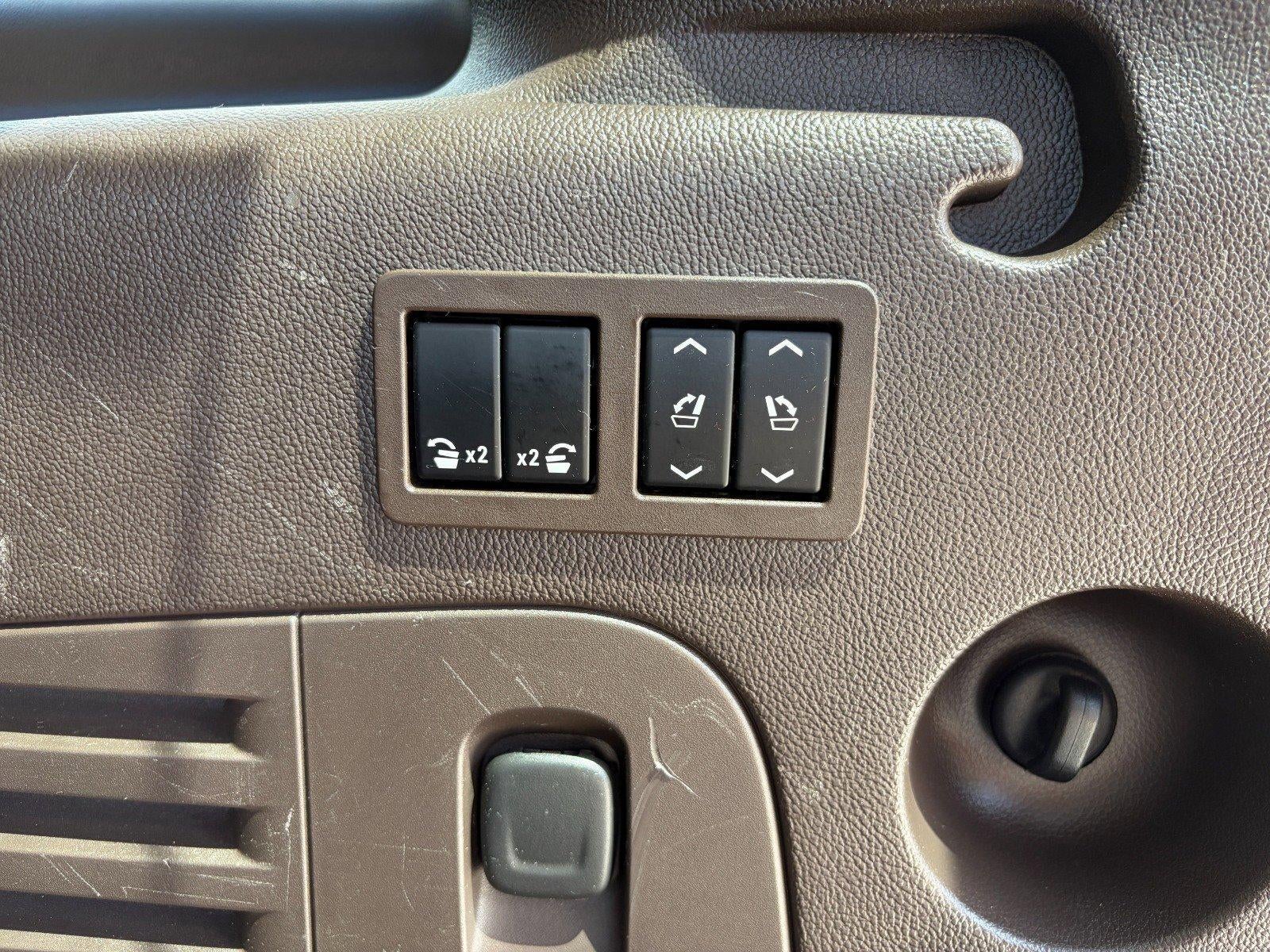 2015 Chevrolet Suburban LTZ, Sun/ Entertainment/ Destination Pkg, Heated/ Cooled Front Seats, Heated Second Row Seats