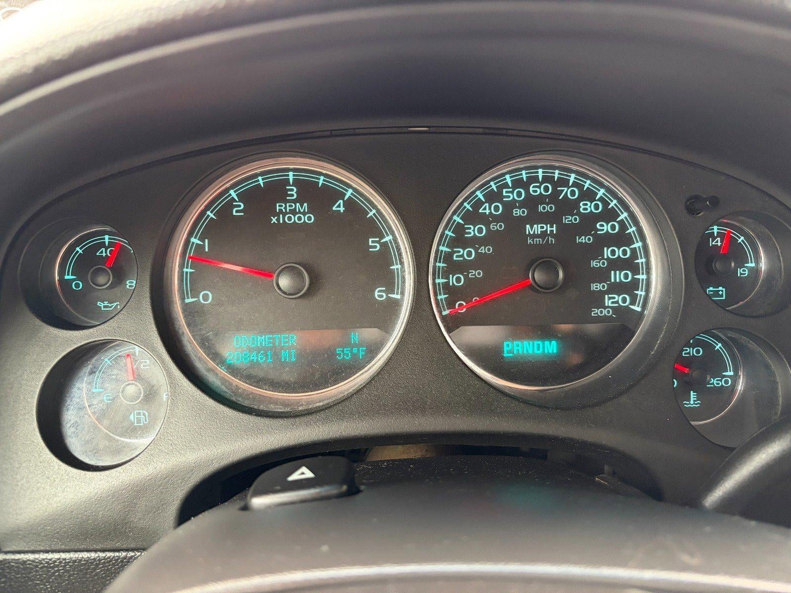 2010 Chevrolet Suburban LT, Remote Start, Heated Front Seats, Bose Audio