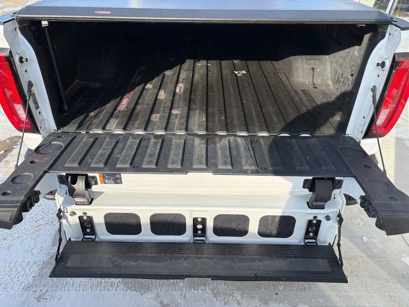 2023 GMC Sierra 2500 HD Denali, Safety I & II Pkg, Driver Alert I & II Pkg, 5th Wheel Prep Pkg, Sunroof