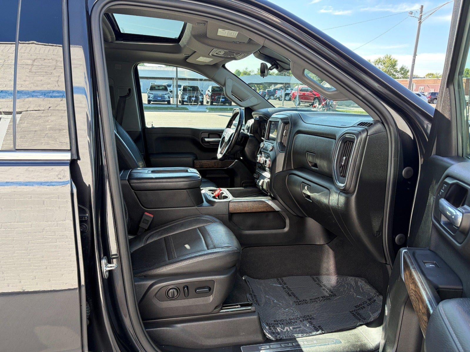 2020 GMC Sierra 1500 Denali Ultimate Pkg, Tech Pkg, Driver Alert I & II Pkg, Safety I & II Pkg, Sunroof, Adaptive Cruise