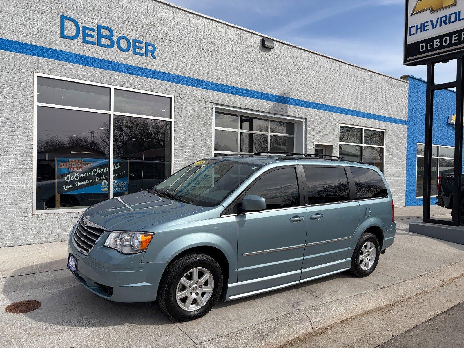2010 Chrysler Town & Country Touring