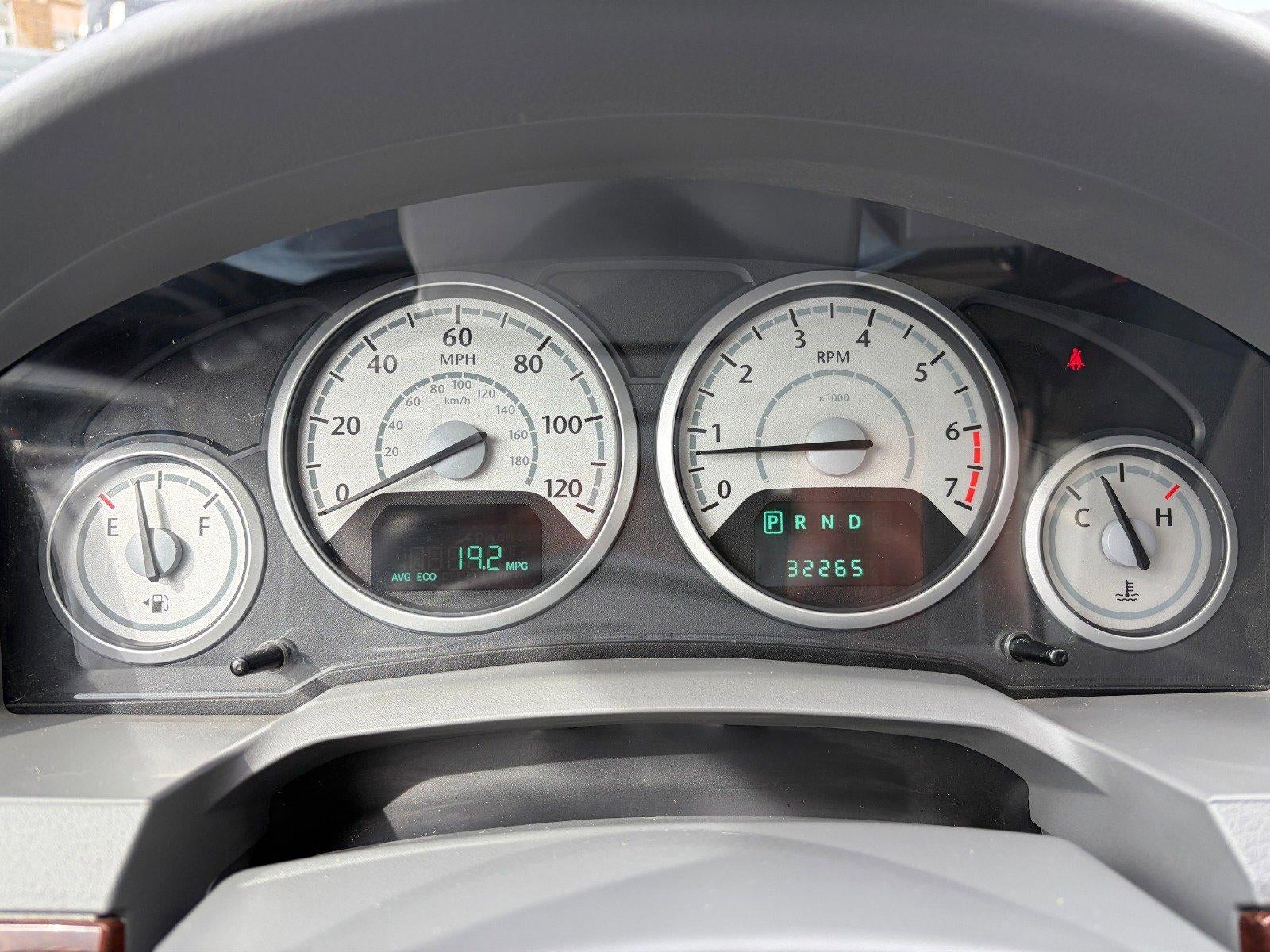 2010 Chrysler Town & Country Touring