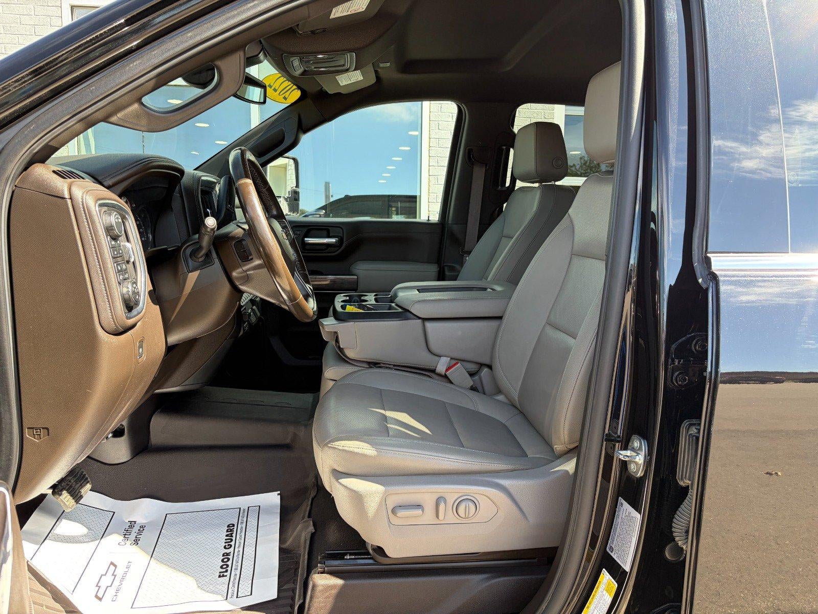 2022 Chevrolet Silverado 3500 HD DURAMAX, LTZ, Z71, 5th Wheel Pkg, Safety I & II Pkg, Heated Steering Wheel/ Front Seats