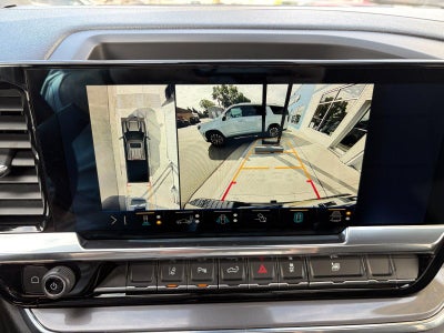 2024 Chevrolet Silverado 3500 HD High Country Premium Pkg, Tech. Pkg, 5th Wheel Pkg, Sunroof, Head-Up Display, Adaptive Cruise