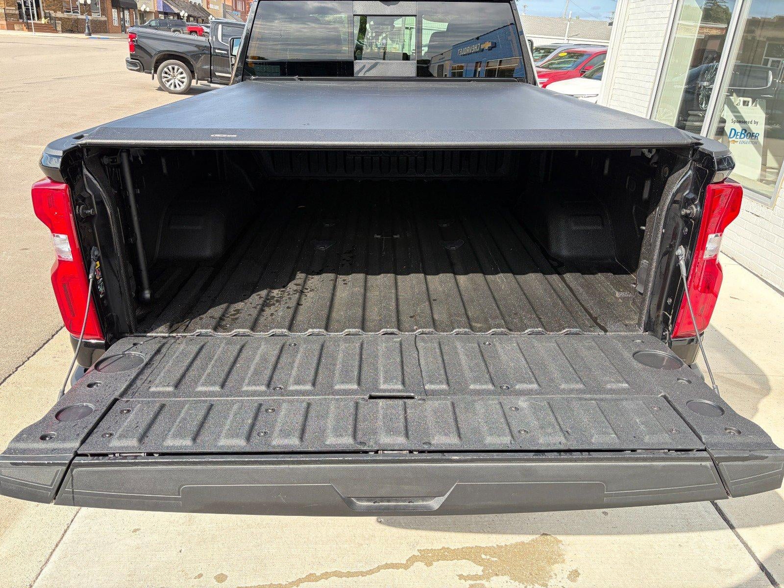 2024 Chevrolet Silverado 3500 HD High Country Premium Pkg, Tech. Pkg, 5th Wheel Pkg, Sunroof, Head-Up Display, Adaptive Cruise