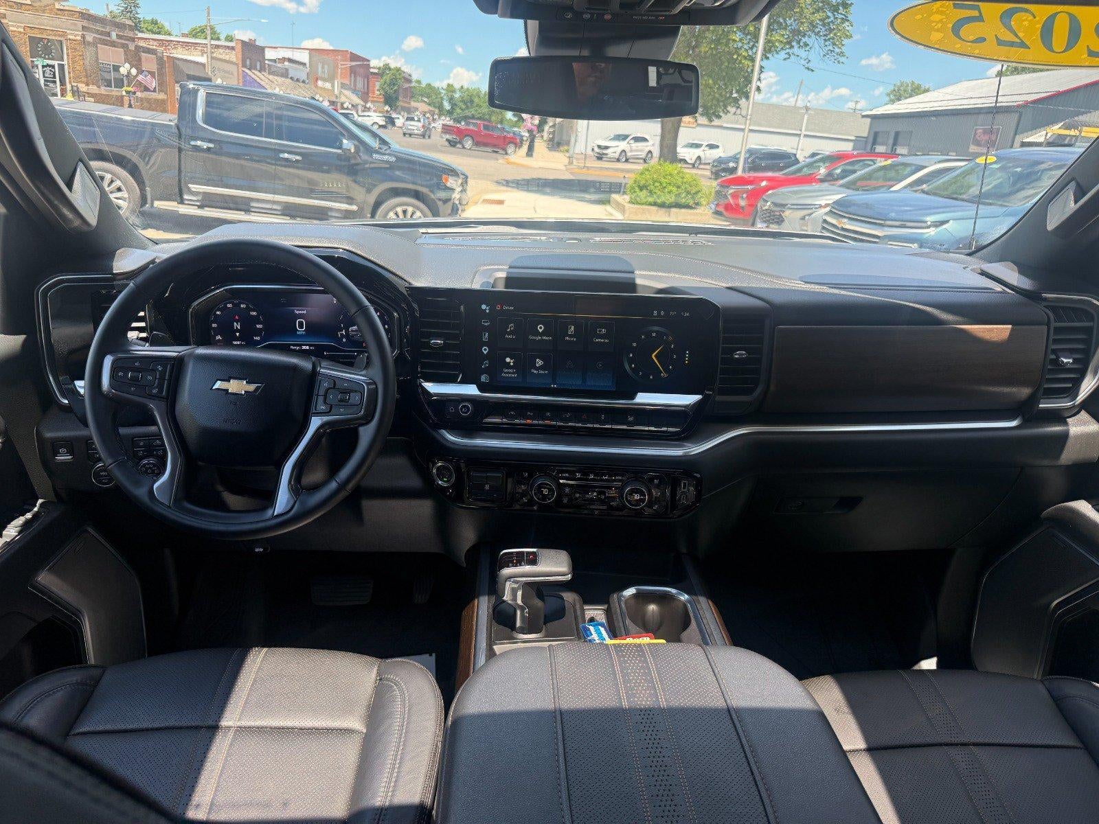 2025 Chevrolet Silverado 1500 High Country