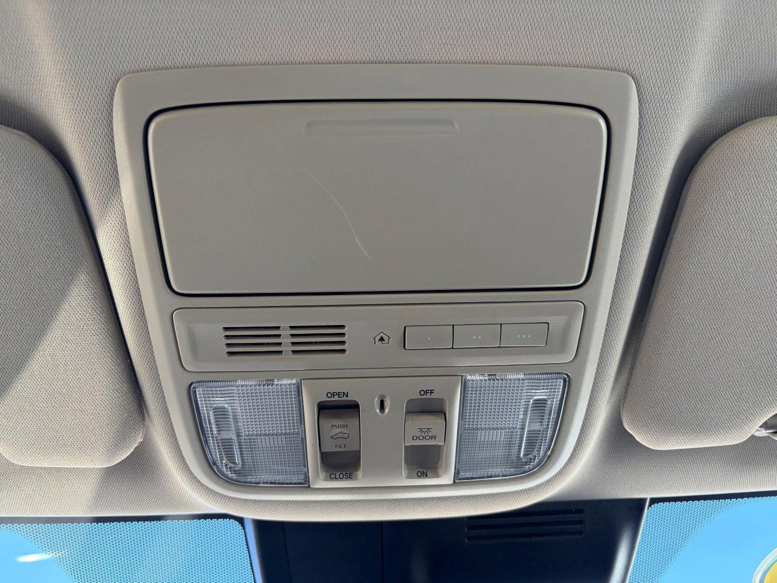 2018 Honda CR-V EX-L, 1.5L Turbo, Heated Front Seats, Back-up Camera, Apple CarPlay/ Android Auto