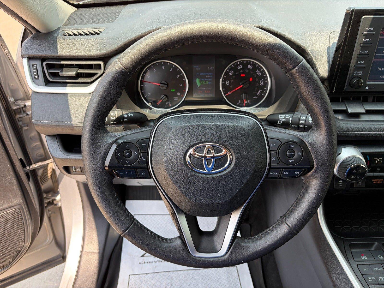 2021 Toyota RAV4 XLE
