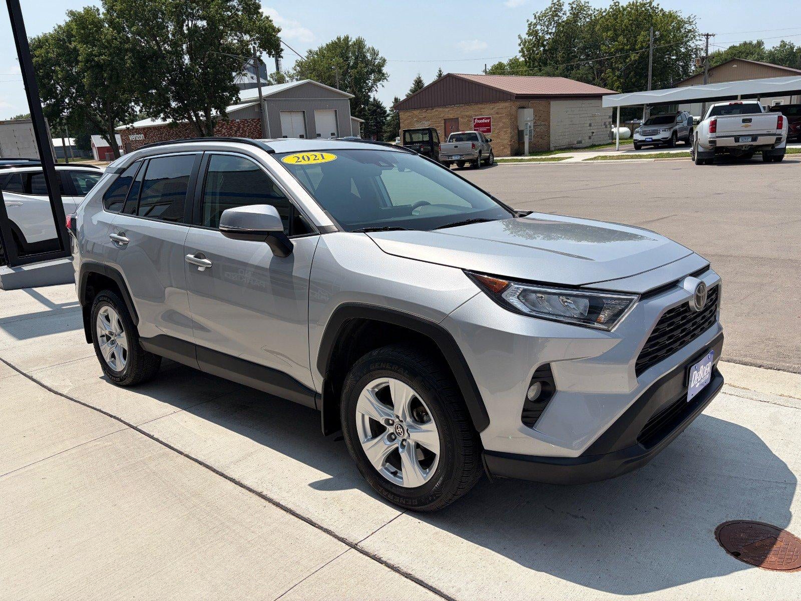 2021 Toyota RAV4 XLE