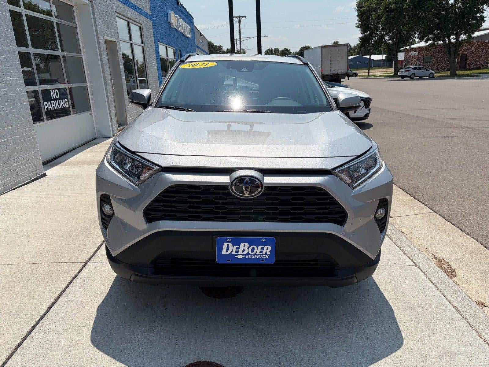 2021 Toyota RAV4 XLE