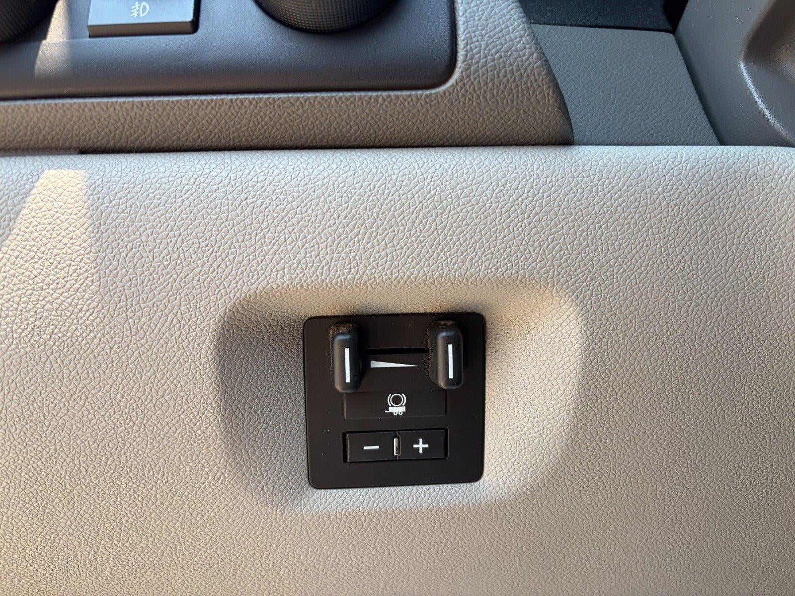 2011 Chevrolet Silverado 1500 LTZ Plus Pkg, Z71, Heated Seats, Bose Audio, Rear Vision Camera, Remote Start