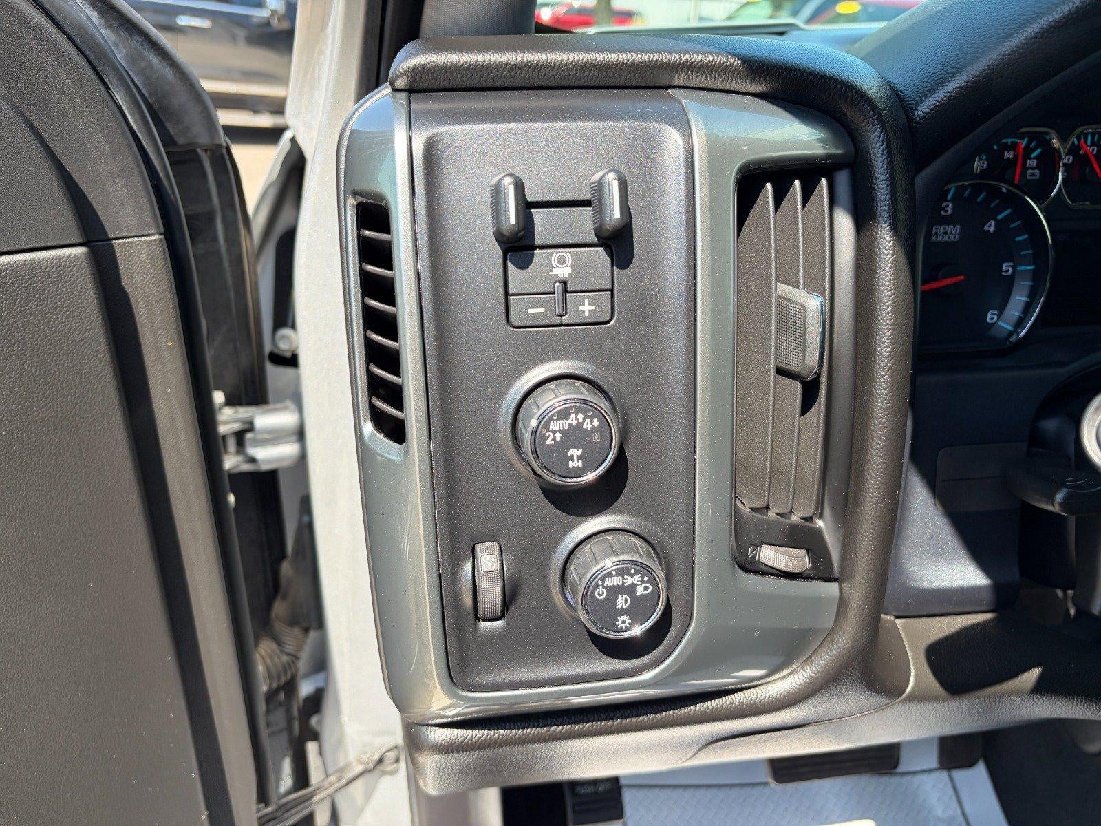 2018 Chevrolet Silverado 1500 LT, All Star Edition, Trailer Pkg, Remote Start, Rear Vision Camera