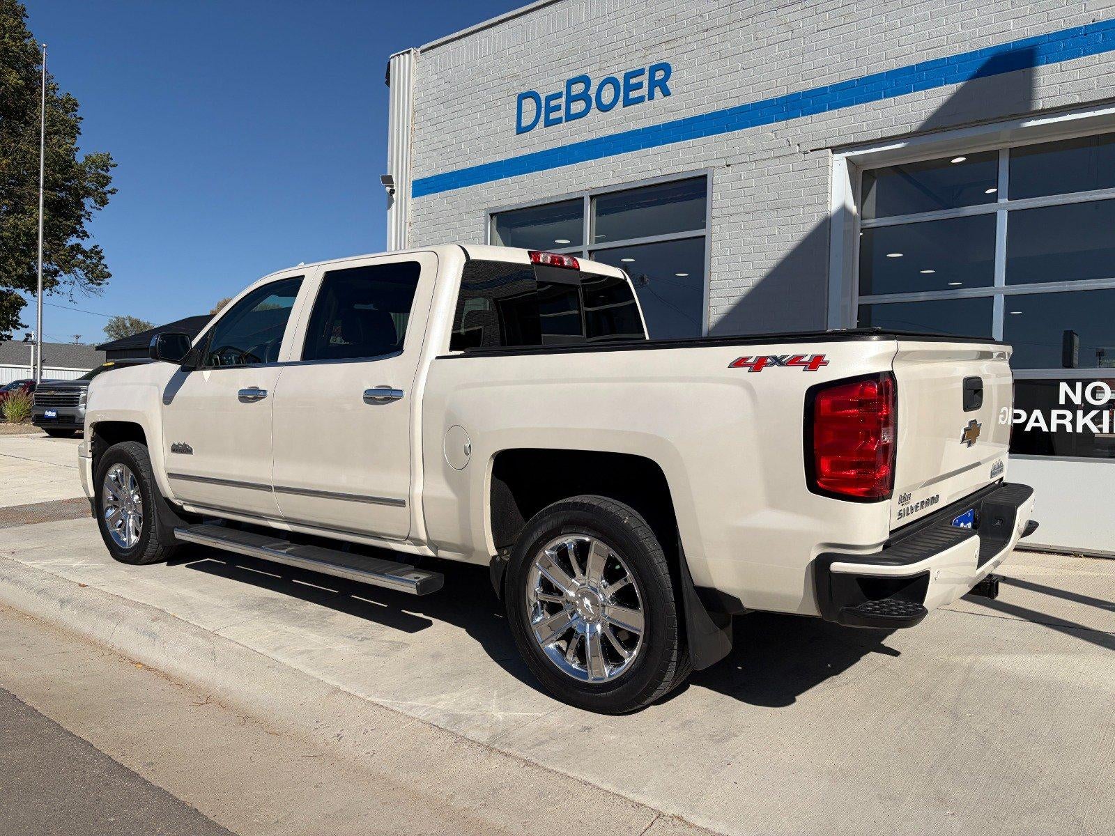 2015 Chevrolet Silverado 1500 High Country Premium Pkg, Driver Alert Pkg, Sunroof, Heated Steering Wheel, BOSE Audio