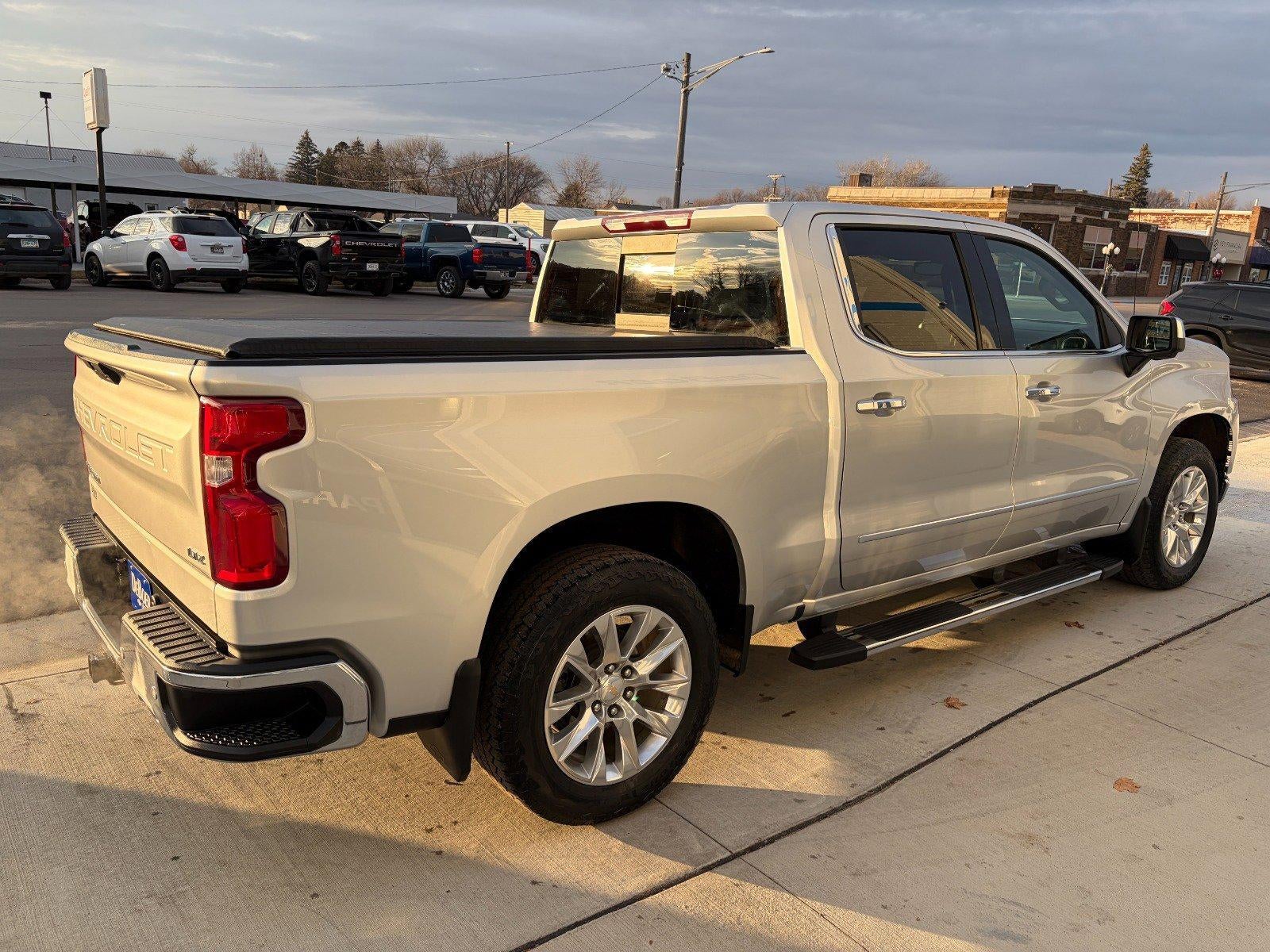 2021 Chevrolet Silverado 1500 LTZ, Z71 Pkg's, Convenience Pkg, Safety Pkg, Heated Steering Wheel, Heated & Cooled Front Seats