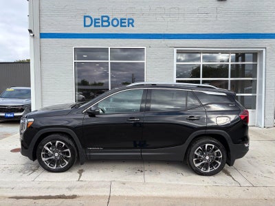 2022 GMC Terrain SLT