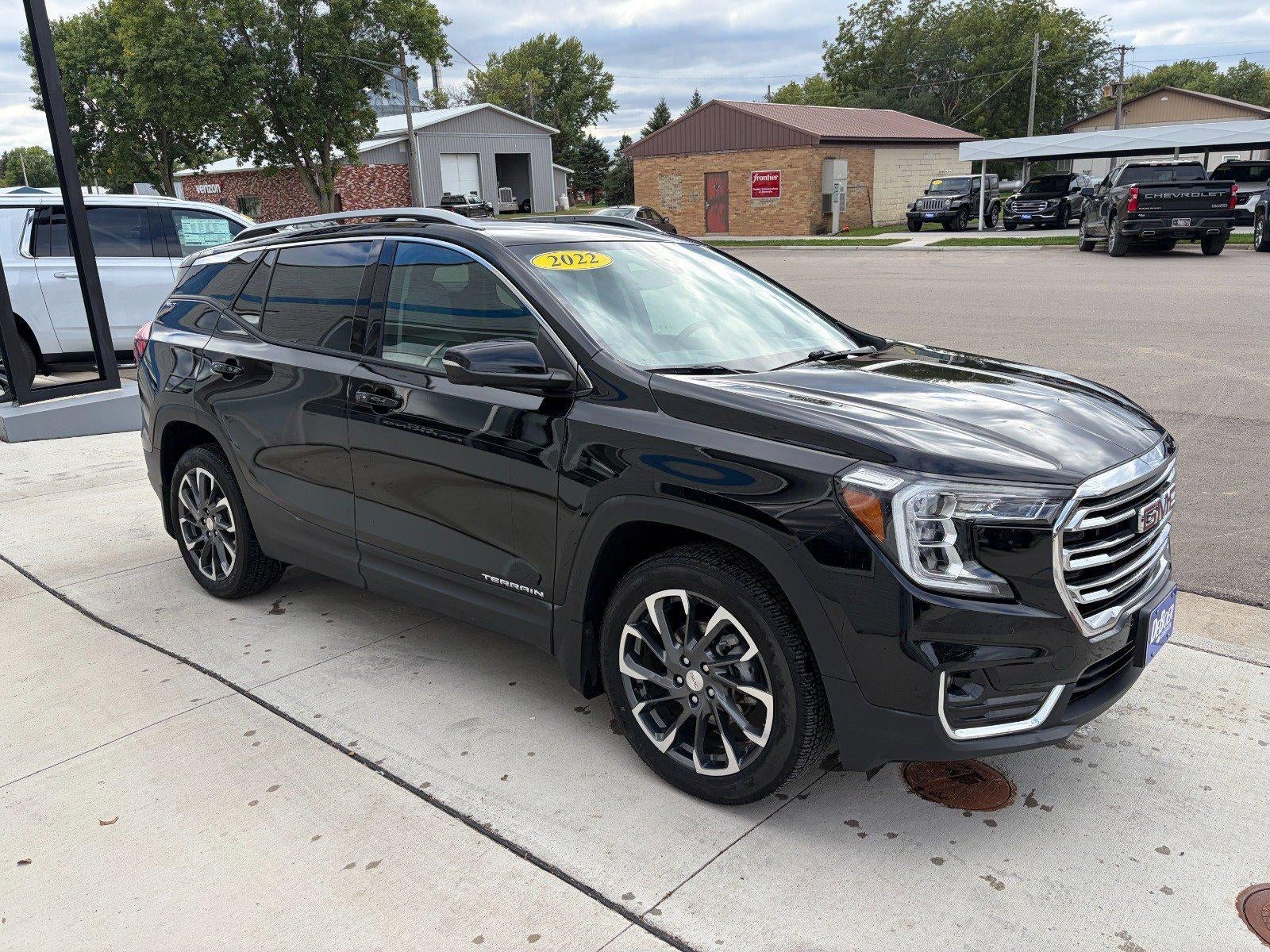 2022 GMC Terrain SLT