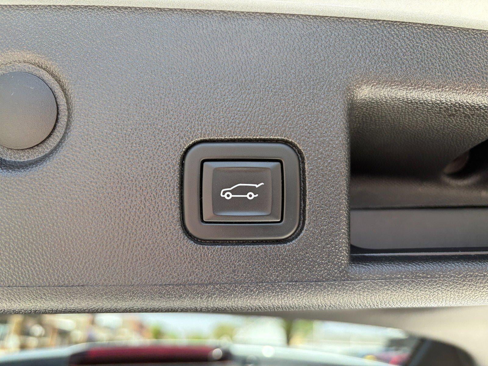 2023 Chevrolet Equinox LT, Convenience Pkg, Confidence II Pkg, Heated Front Seats, Wireless Apple CarPlay/ Android Auto