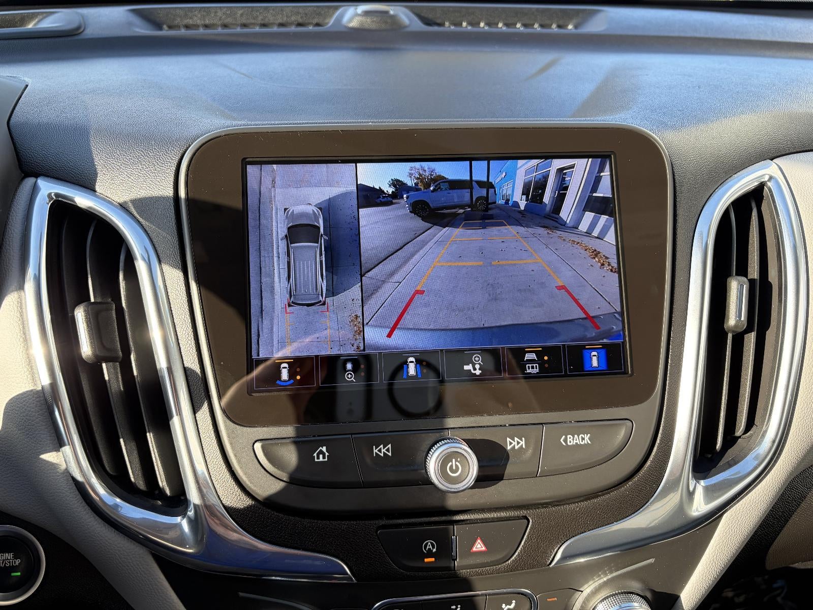 2024 Chevrolet Equinox LT, Safety & Infotainment Pkg, Advanced Safety Pkg, Heated Steering Wheel, Surround Vision
