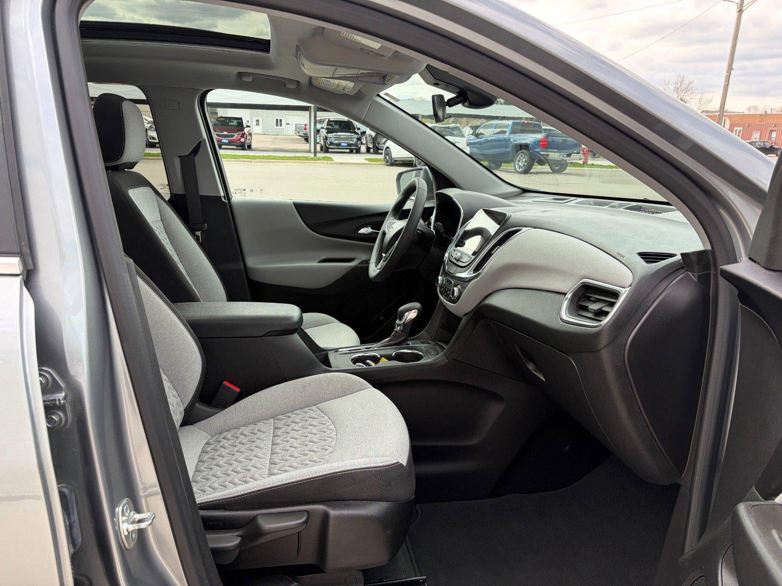 2024 Chevrolet Equinox LT, Safety & Infotainment Pkg, Advanced Safety Pkg, Confidence II Pkg, Panoramic Sunroof