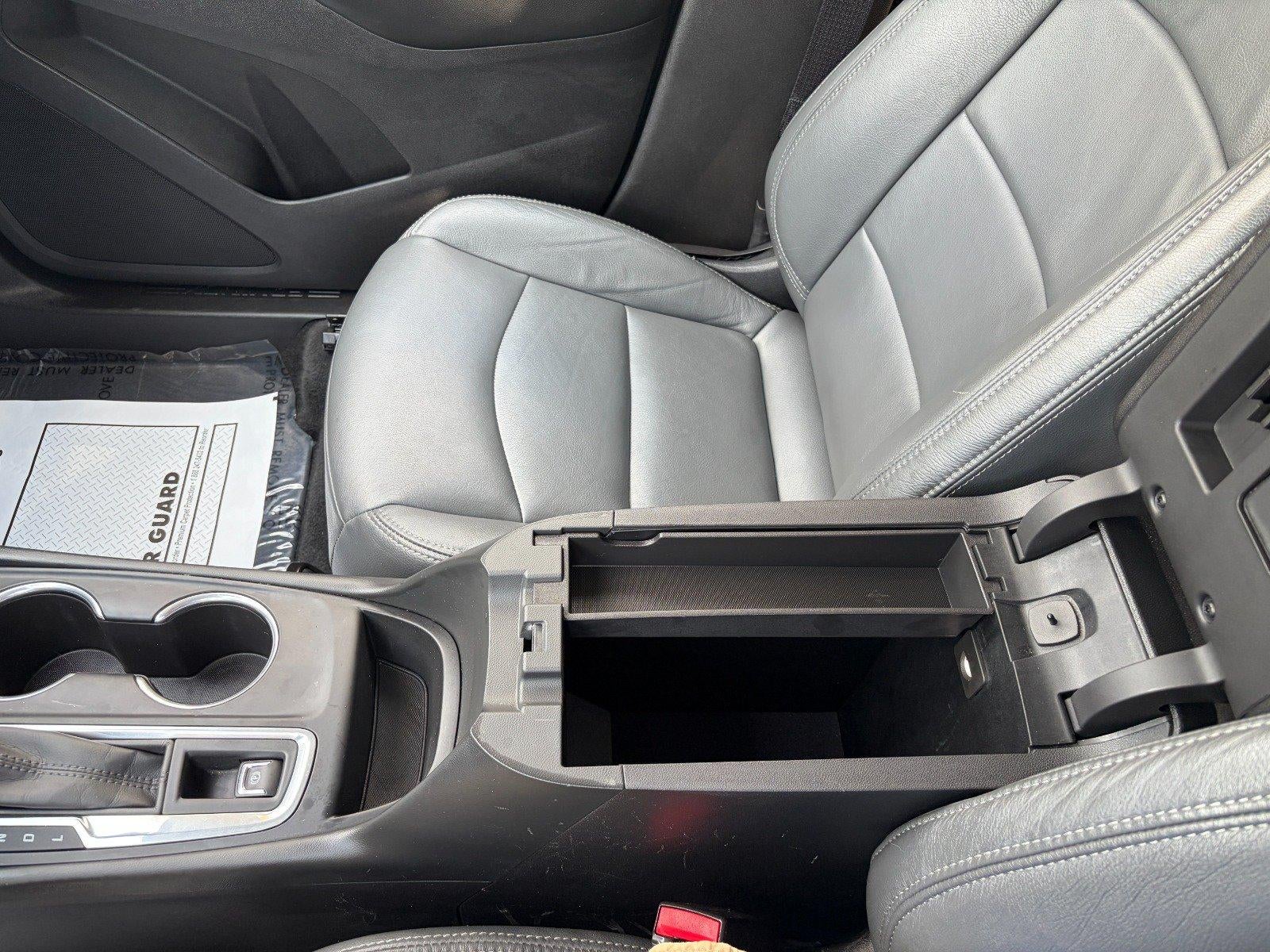 2020 Chevrolet Equinox LT, Confidence & Convenience Pkg, Confidence II Pkg, Heated Front Seats, Apple CarPlay/ Android Auto