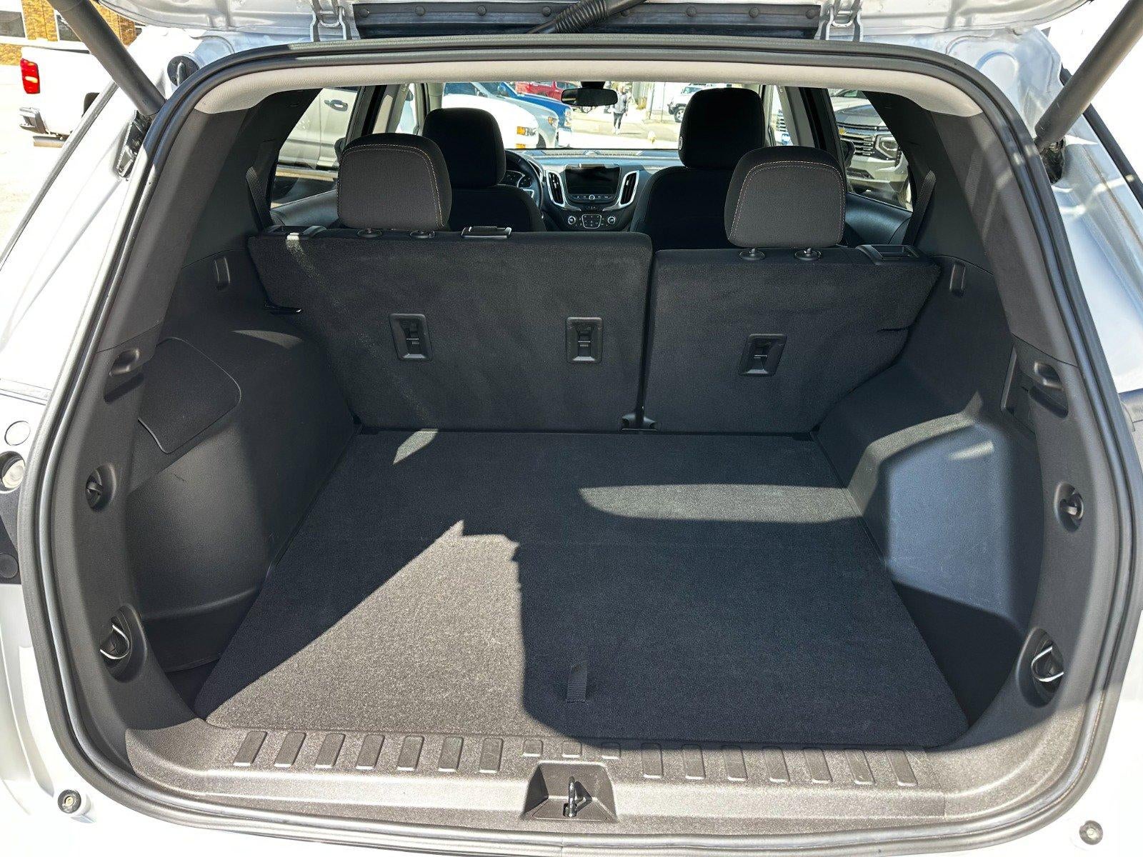 2022 Chevrolet Equinox LT, AWD, Confidence and Convenience Pkg, Safety Asst