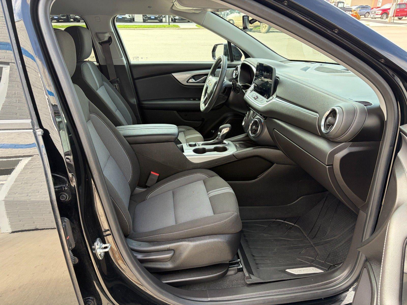 2023 Chevrolet Blazer LT, Convenience Pkg, Confidence Pkg, Floor Liner Pkg, Adaptive Cruise, Heated Front Seats