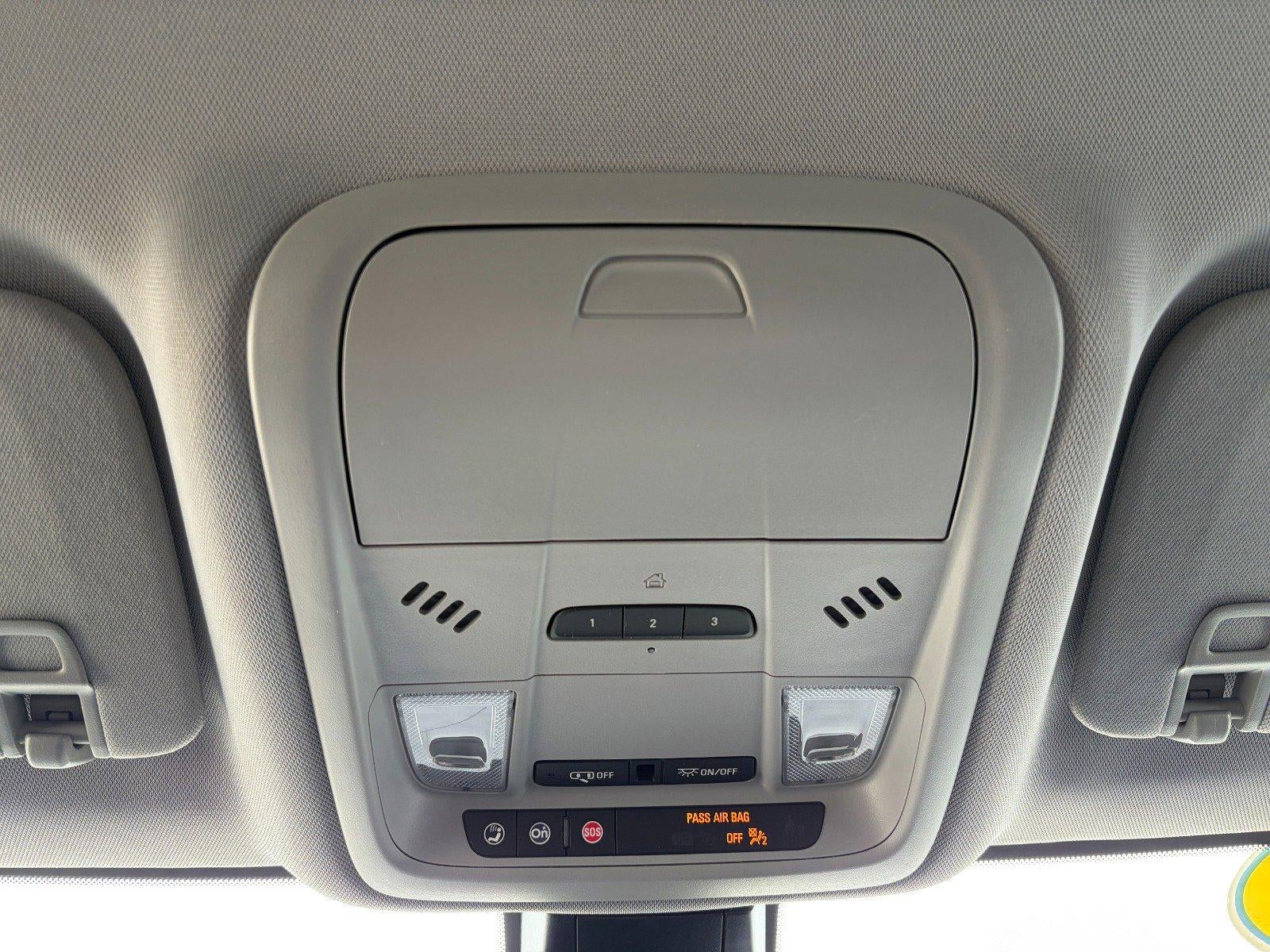 2023 Chevrolet Blazer 3LT, Confidence Pkg, Heated Front Seats, Wireless Apple CarPlay, 20" Wheels