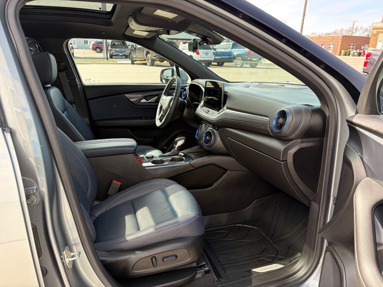 2024 Chevrolet Blazer RS, Enhanced Convenience Pkg, Confidence II Pkg, Panoramic Sunroof, Bose Audio