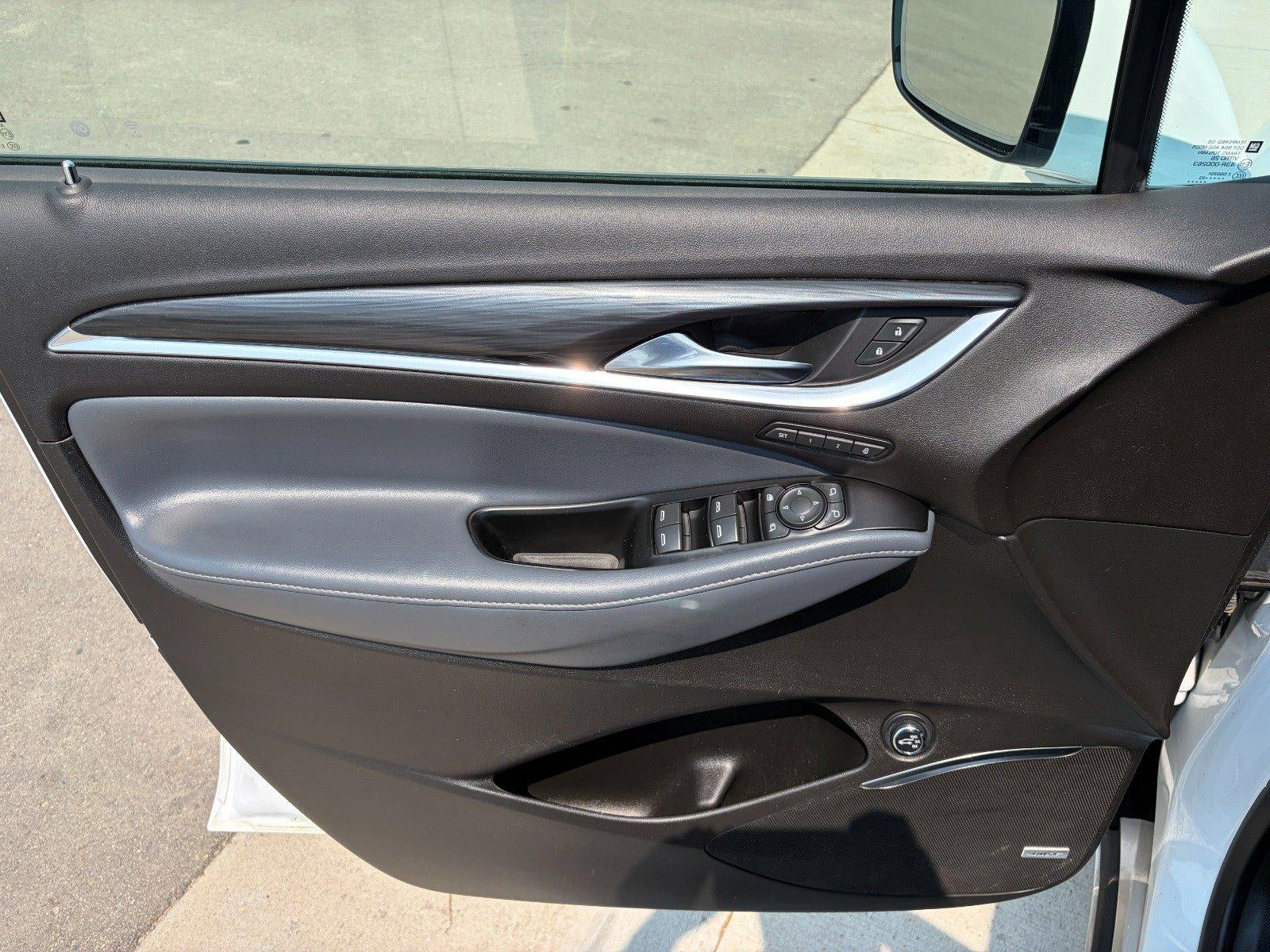 2023 Buick Enclave Premium, Dual Moonroof, Head-up Display, Surround Vision, Heated/ Cooled Seat, Heated Steering Wheel