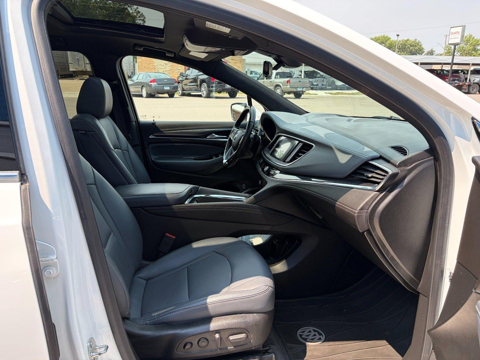 2023 Buick Enclave Premium, Dual Moonroof, Head-up Display, Surround Vision, Heated/ Cooled Seat, Heated Steering Wheel