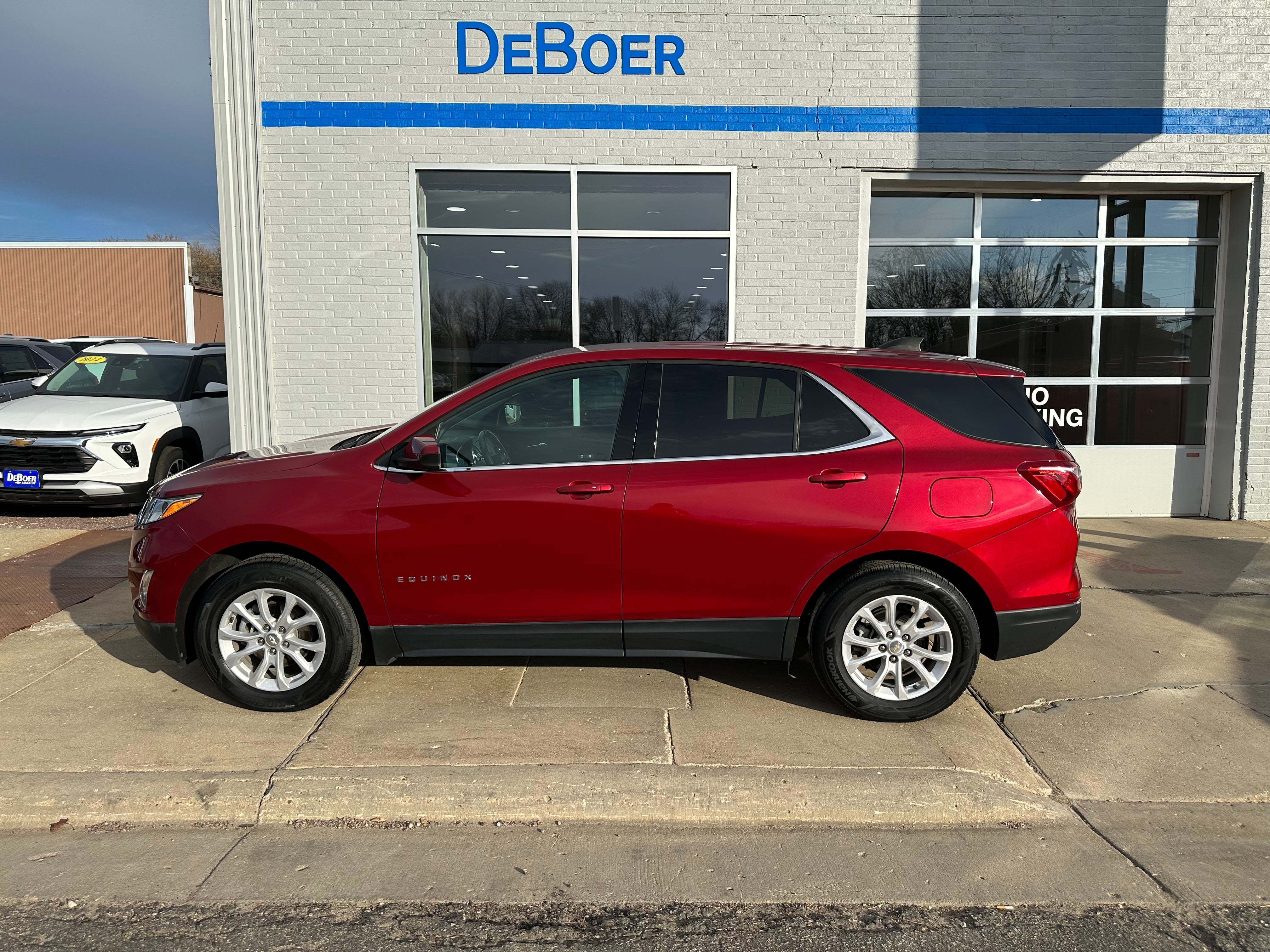 Used 2020 Chevrolet Equinox LT with VIN 3GNAXUEV5LS618446 for sale in Edgerton, Minnesota