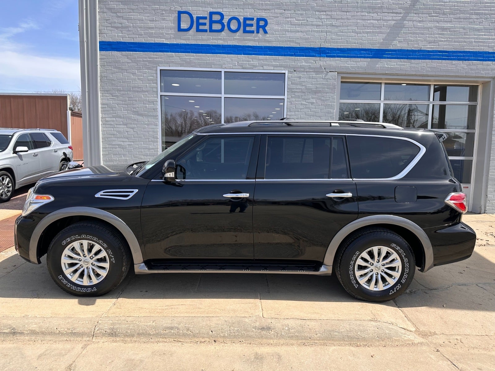 Used 2018 Nissan Armada SV with VIN JN8AY2NC5J9555426 for sale in Edgerton, Minnesota